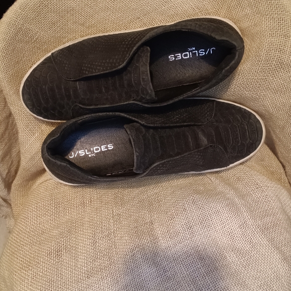 Black Real Leather J Slides - Picture 1 of 6